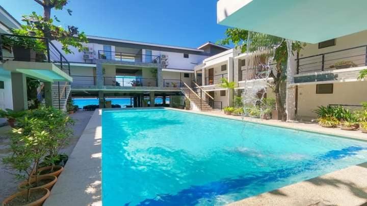 Miami Heat Beach Resort Morong  Exterior foto